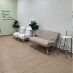 Sala de espera com coworking lavanderia em tres lagoas Ducky